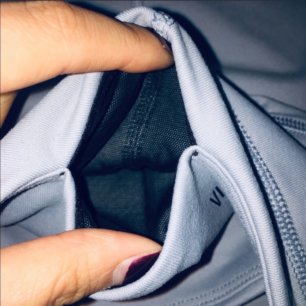 NWT Victoria’s Secret: Large Grey Workout Leggings - Picture 3 of 7